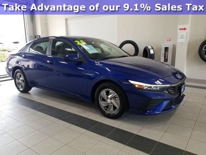 Certified 2025 Hyundai Elantra SE