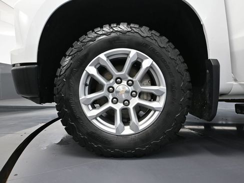 Used 2023 Chevrolet Silverado 1500 W/T w/ WT Value Package image 20