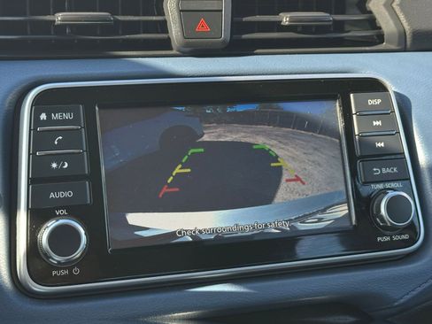 Used 2025 Nissan Versa SV image 22