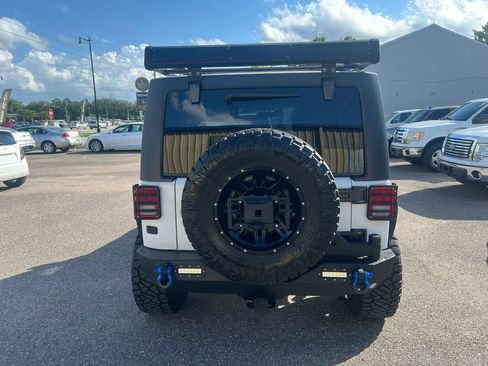 Used 2015 Jeep Wrangler Unlimited Sport AWD/4WD image 4