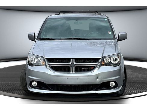 Used 2018 Dodge Grand Caravan GT FWD image 4