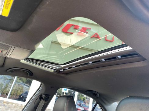 Used 2014 Volkswagen Jetta GLI Autobahn FWD image 22