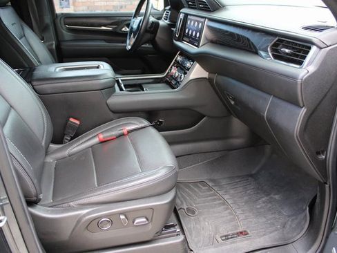 Used 2021 GMC Yukon XL Denali image 18