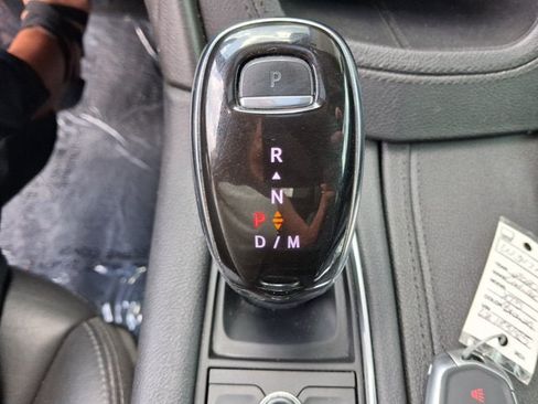 Used 2020 Cadillac XT5 Premium Luxury AWD/4WD image 23