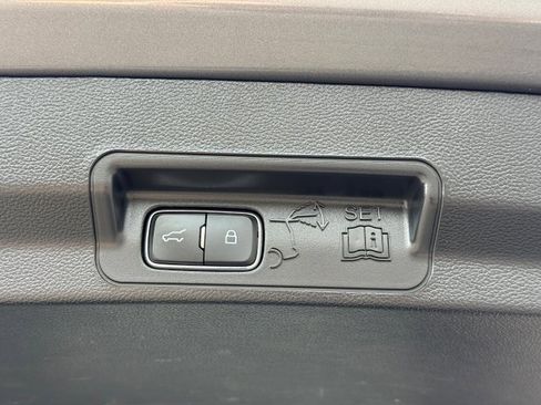 Certified 2025 Ford Explorer ST-Line w/ ST-Line Street Pack image 22