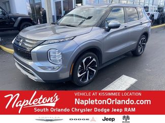 Used 2024 Mitsubishi Outlander SE video 1