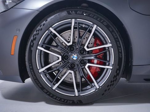 New 2026 BMW M5 image 2