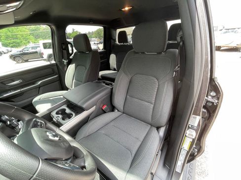 New 2026 RAM 1500 Express AWD/4WD image 9