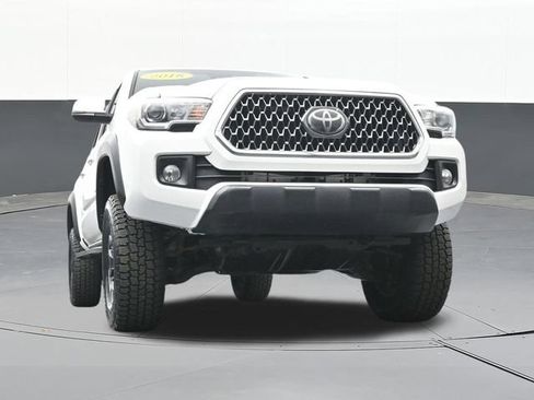 Used 2018 Toyota Tacoma TRD Off-Road AWD/4WD image 55