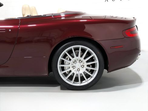 Used 2006 Aston Martin DB9 Volante RWD image 37
