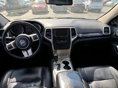Used 2012 Jeep Grand Cherokee Laredo image 8