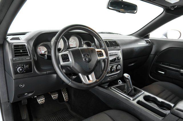 Used 2013 Dodge Challenger R/T RWD image 11