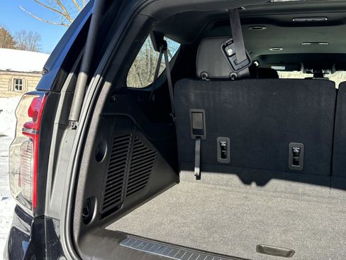 Used 2021 Chevrolet Suburban RST w/ Rear Media and Nav Package image 3