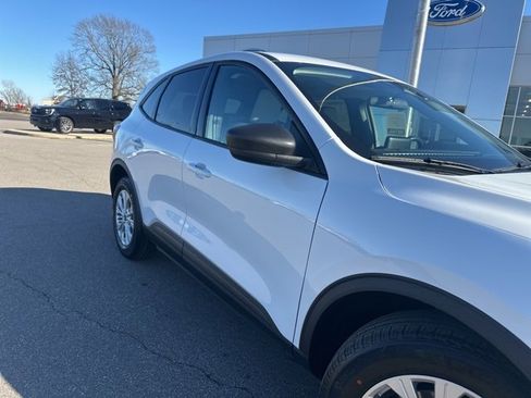 New 2026 Ford Escape Active image 7
