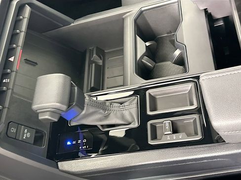 Used 2026 Toyota Tundra SR image 17