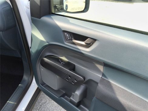 New 2026 Ford Maverick XL AWD/4WD image 22