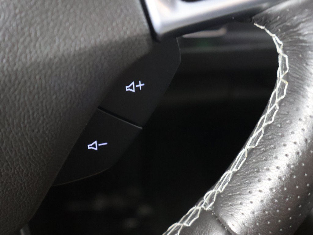 Used 2021 Chevrolet Camaro SS RWD image 34