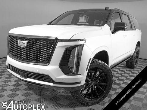 Used 2025 Cadillac Escalade ESV Sport w/ LPO, ONYX Package AWD/4WD image 1
