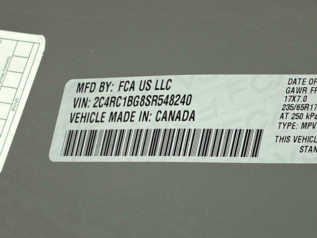 Certified 2025 Chrysler Pacifica Select FWD image 20
