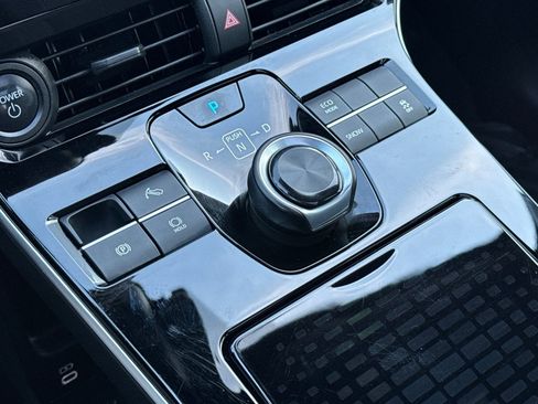 Used 2023 Toyota bZ4X XLE image 21