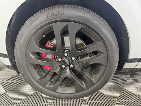Used 2023 Land Rover Range Rover Evoque R-Dynamic SE AWD/4WD image 9