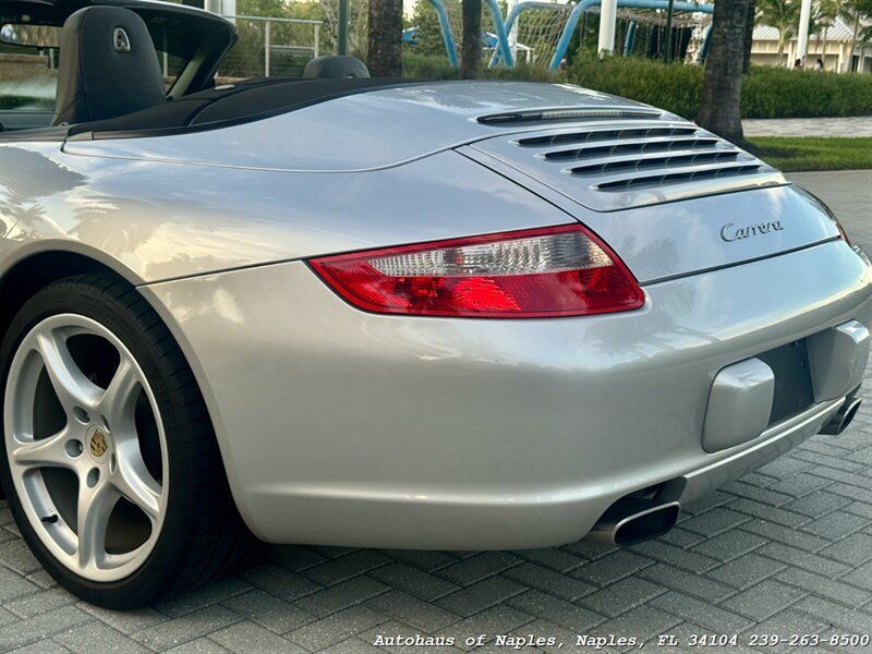 Used 2005 Porsche 911 Carrera RWD image 11
