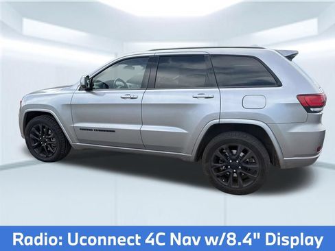 Used 2021 Jeep Grand Cherokee Laredo X AWD/4WD image 18