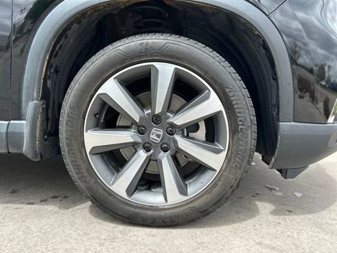Used 2023 Honda Pilot Elite image 9