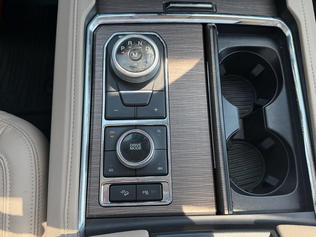 Used 2023 Ford Expedition Max Limited AWD/4WD image 27