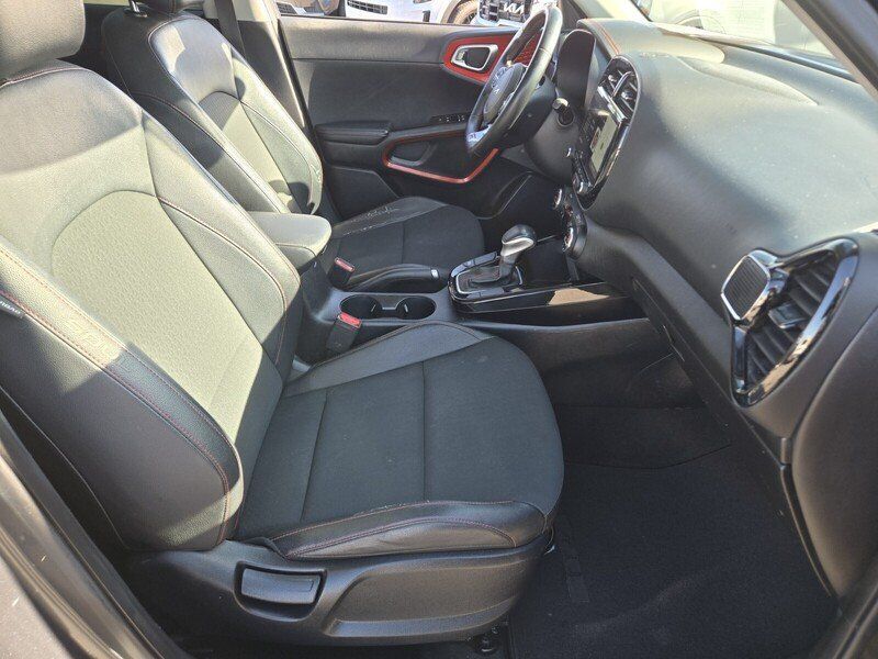 Used 2024 Kia Soul GT-Line FWD image 16
