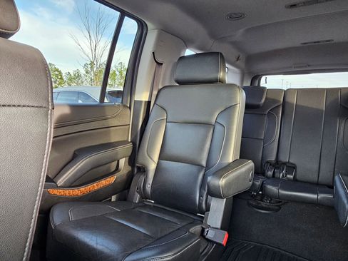 Used 2020 Chevrolet Suburban Premier w/ Max Trailering Package image 24