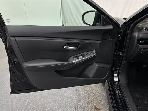 Certified 2023 Nissan Sentra SR image 19