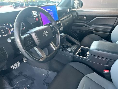Used 2025 Toyota Tacoma TRD Sport RWD image 13