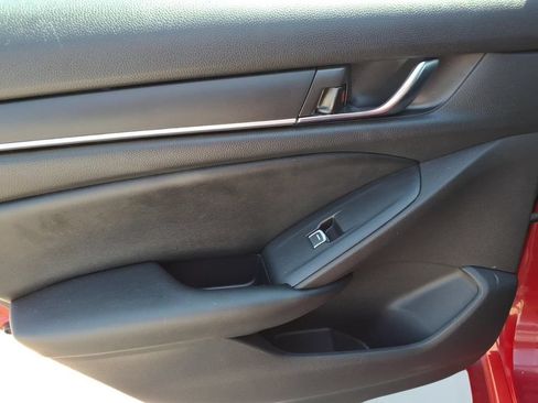 Used 2022 Honda Accord Sport image 10