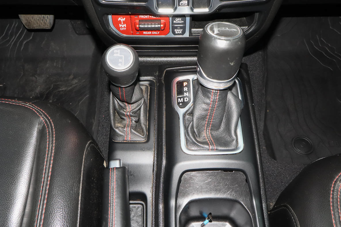 Used 2020 Jeep Gladiator Rubicon AWD/4WD image 28