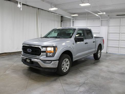 Used 2023 Ford F150 XLT image 4