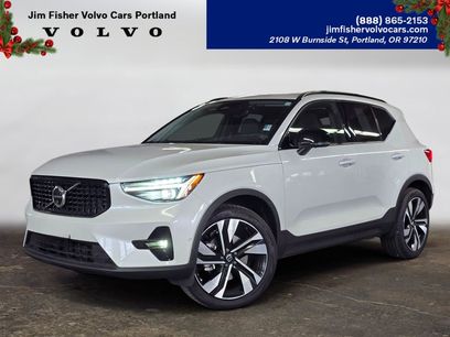 Certified 2024 Volvo XC40 B5 Plus w/ Protection Package Premier