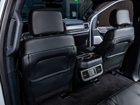 Used 2025 Ford F250 Platinum image 33