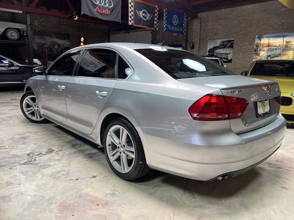 Used 2013 Volkswagen Passat 2.5 SE FWD image 5