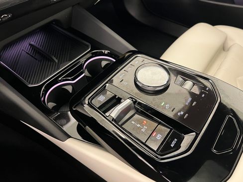 Used 2026 BMW 530i w/ M Sport Package RWD image 18