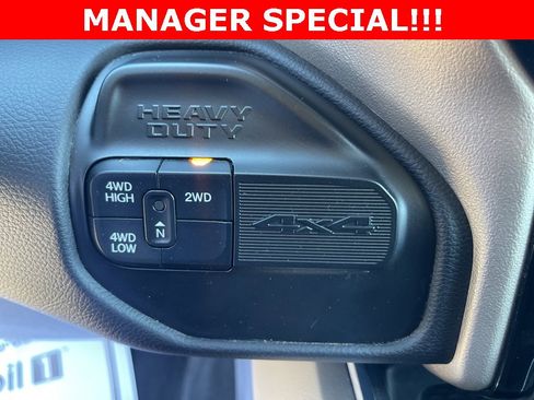 Used 2024 RAM 3500 Laramie image 30