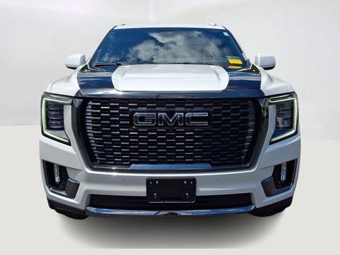 Used 2024 GMC Yukon XL Denali Ultimate AWD/4WD image 2