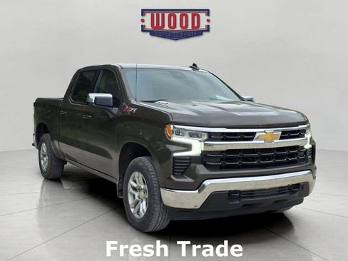 Used 2023 Chevrolet Silverado 1500 LT w/ Z71 Off-Road Package image 1
