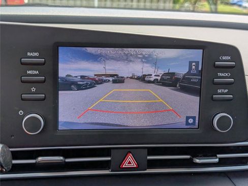 Used 2023 Hyundai Elantra SEL w/ Cargo Package FWD image 27