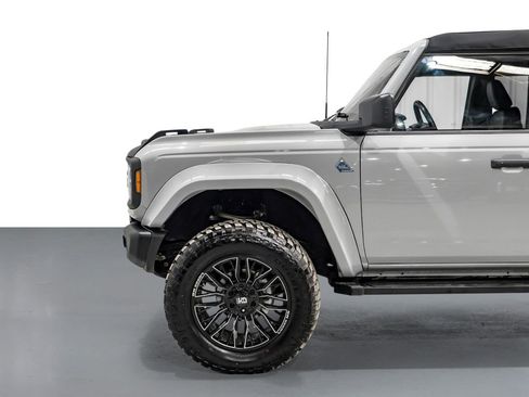 Used 2023 Ford Bronco Black Diamond image 11