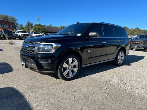 Used 2022 Ford Expedition King Ranch image 4