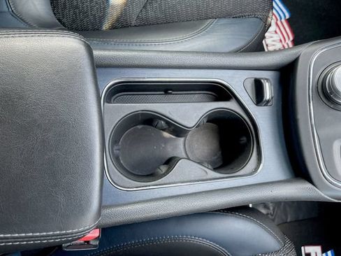 Used 2016 Chrysler 200 S AWD/4WD image 27