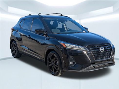 Used 2022 Nissan Kicks SR w/ Interior Electronics Package image 8