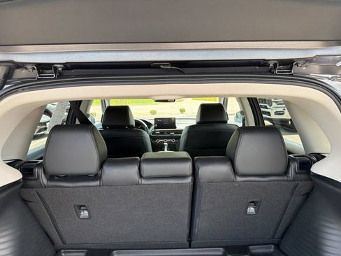 Used 2026 Honda HR-V EX-L image 14