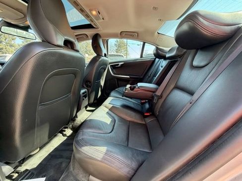 Used 2013 Volvo S60 T5 image 12